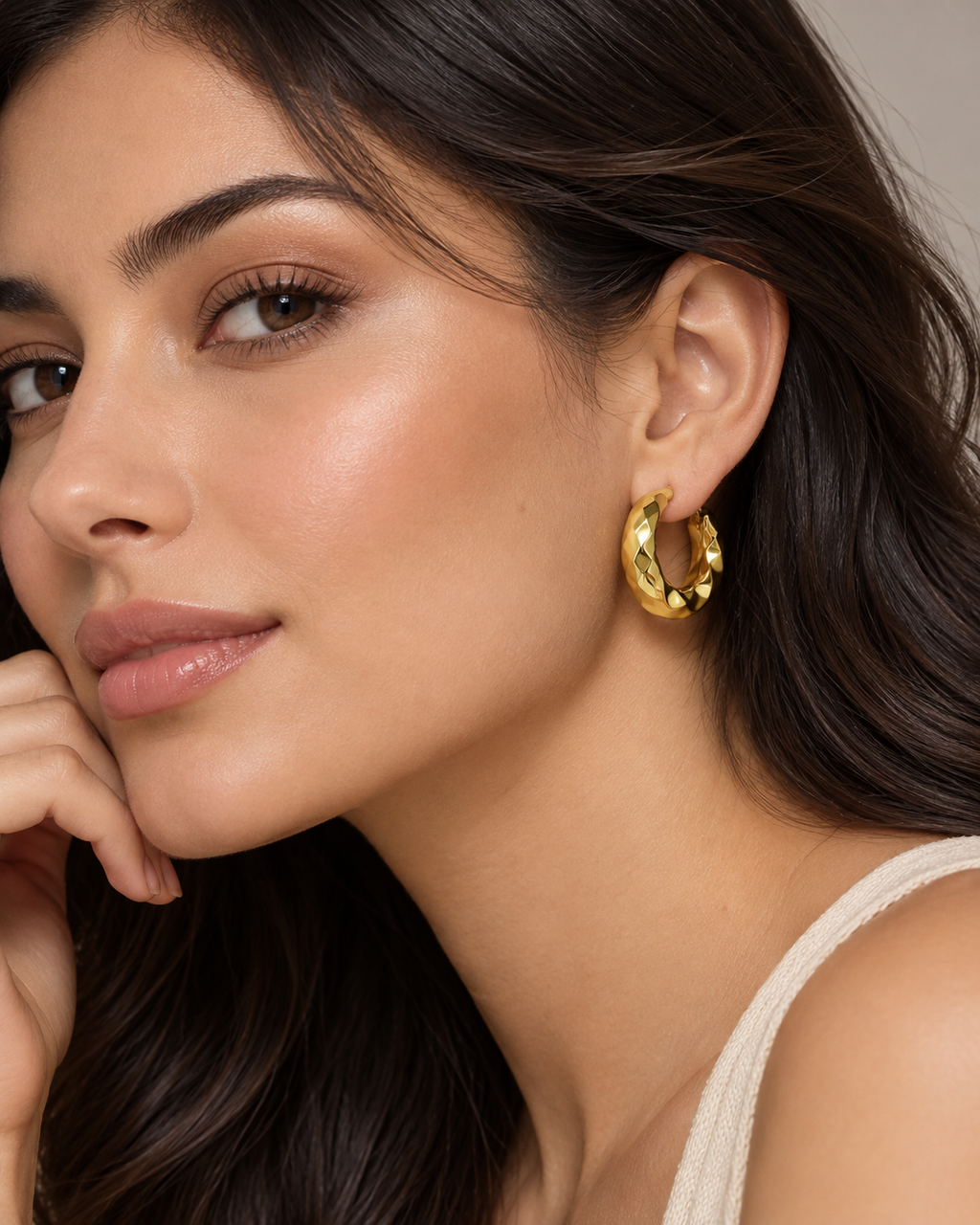ZK-015 | Wave – Gold Dalgalı Dokulu Halka Küpe