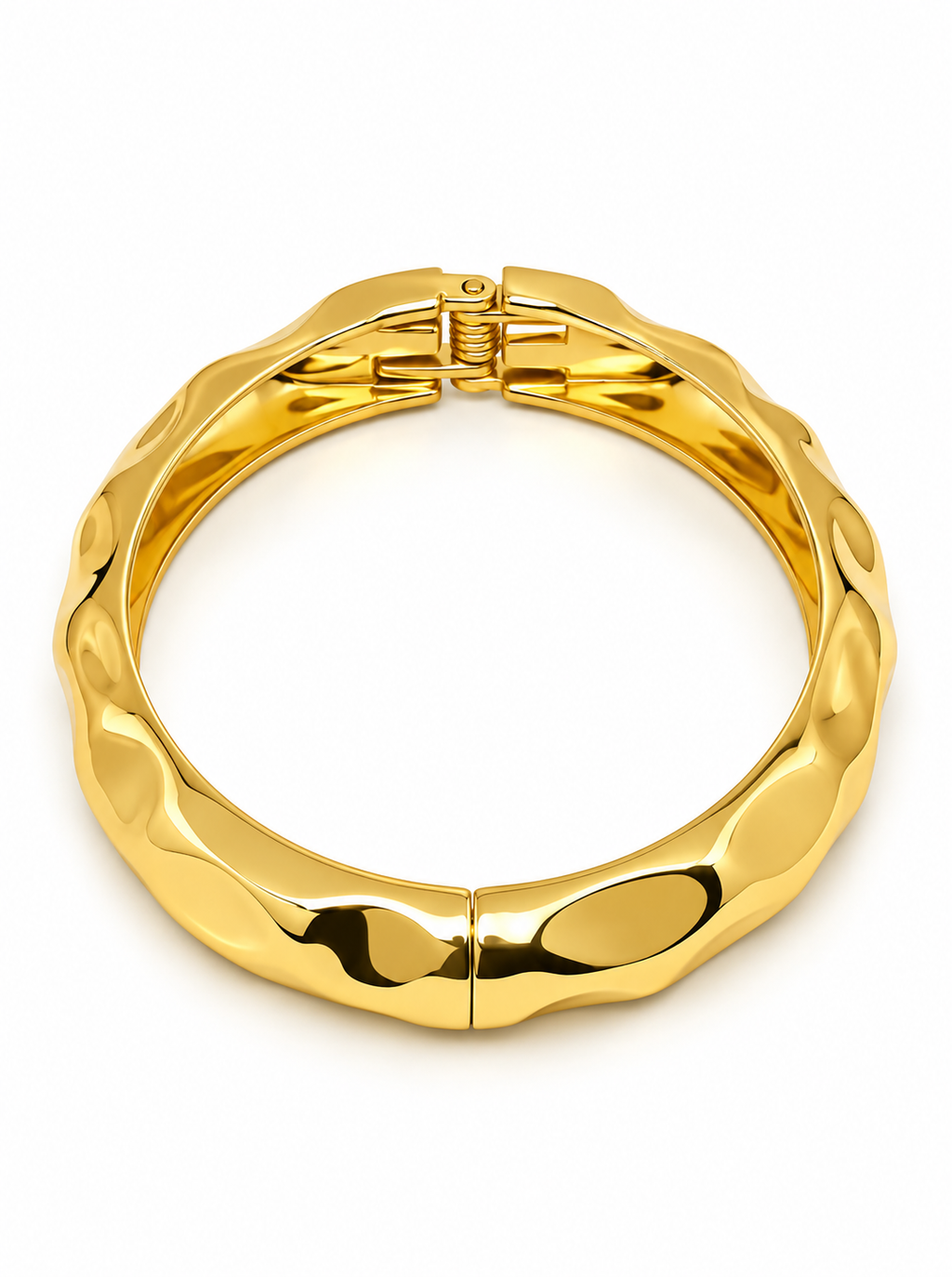 Golden Texture – Kabartma Dokulu Geniş Kelepçe Bilezik